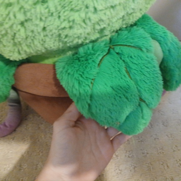 🎉 HOST PICK 🎉 Squishable Venus Flytrap 🥰 - Picture 3 of 6